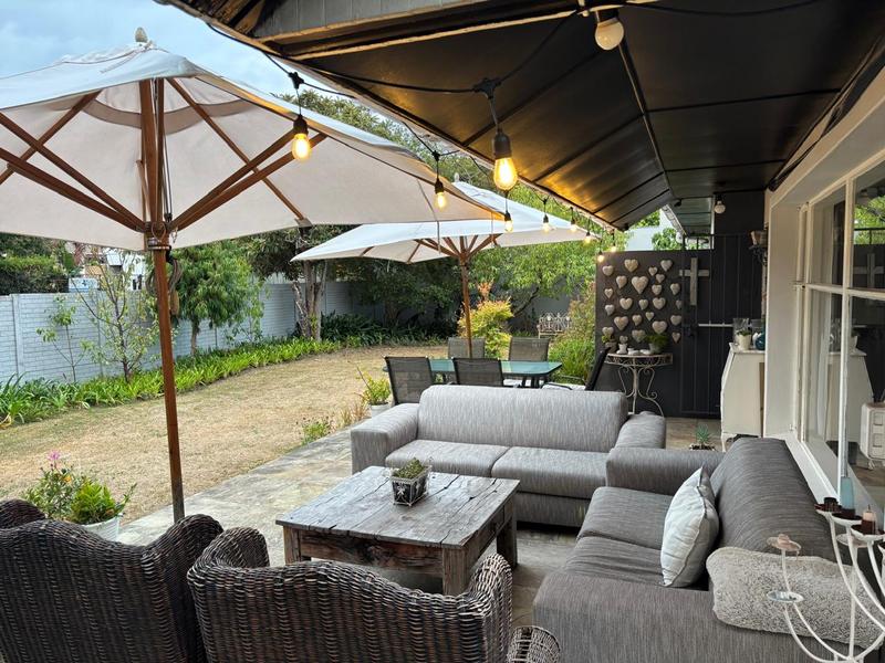 To Let 3 Bedroom Property for Rent in Bergvliet Western Cape